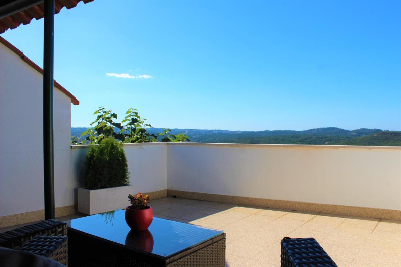 Casa Do Castelo Ourem Hotel ภายนอก รูปภาพ